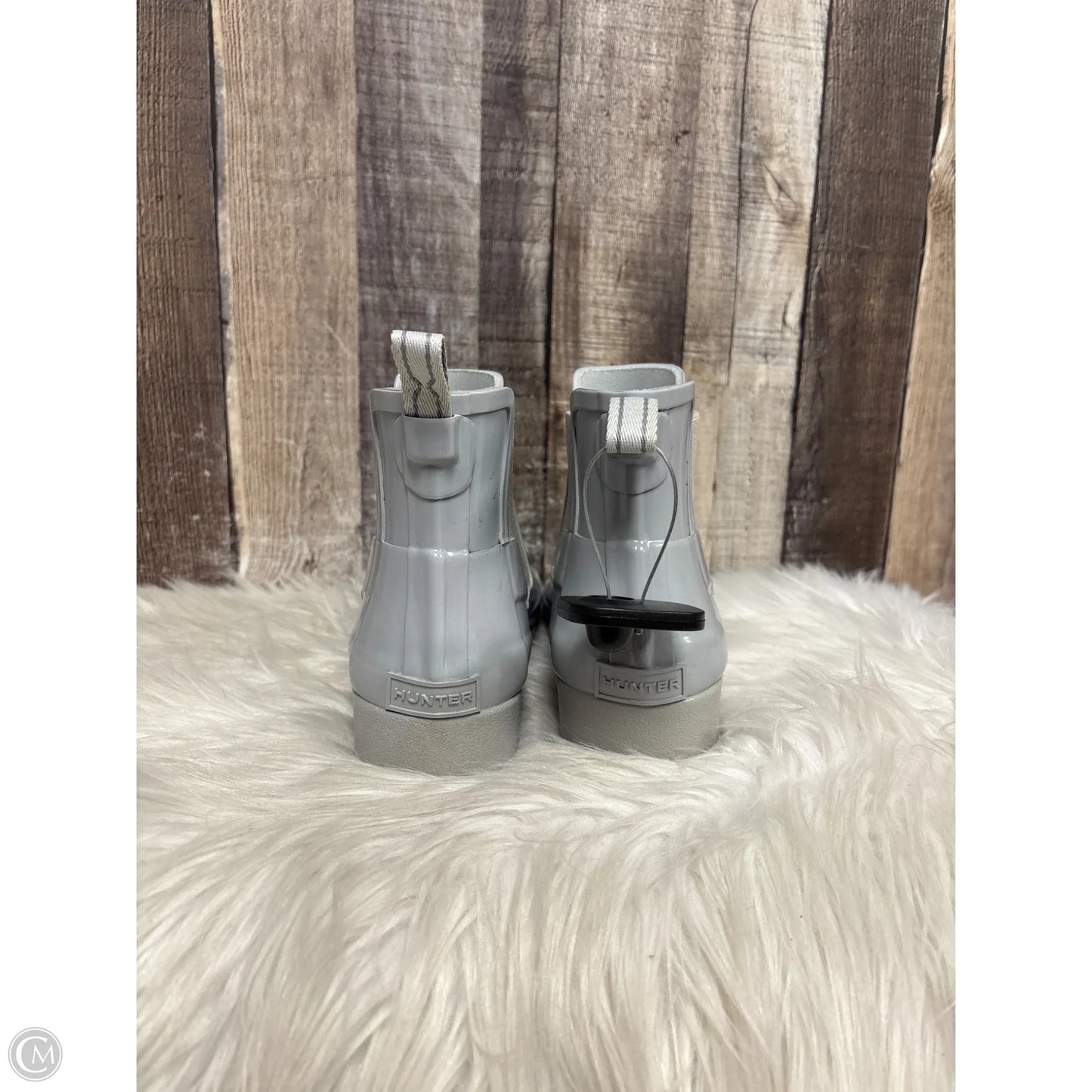 Boots Ankle Flats By Hunter In Grey, Size: 6