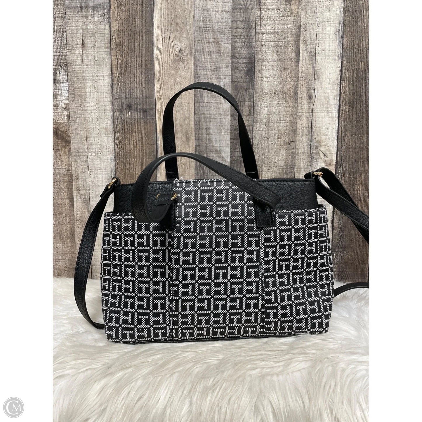 Handbag By Tommy Hilfiger, Size: Medium