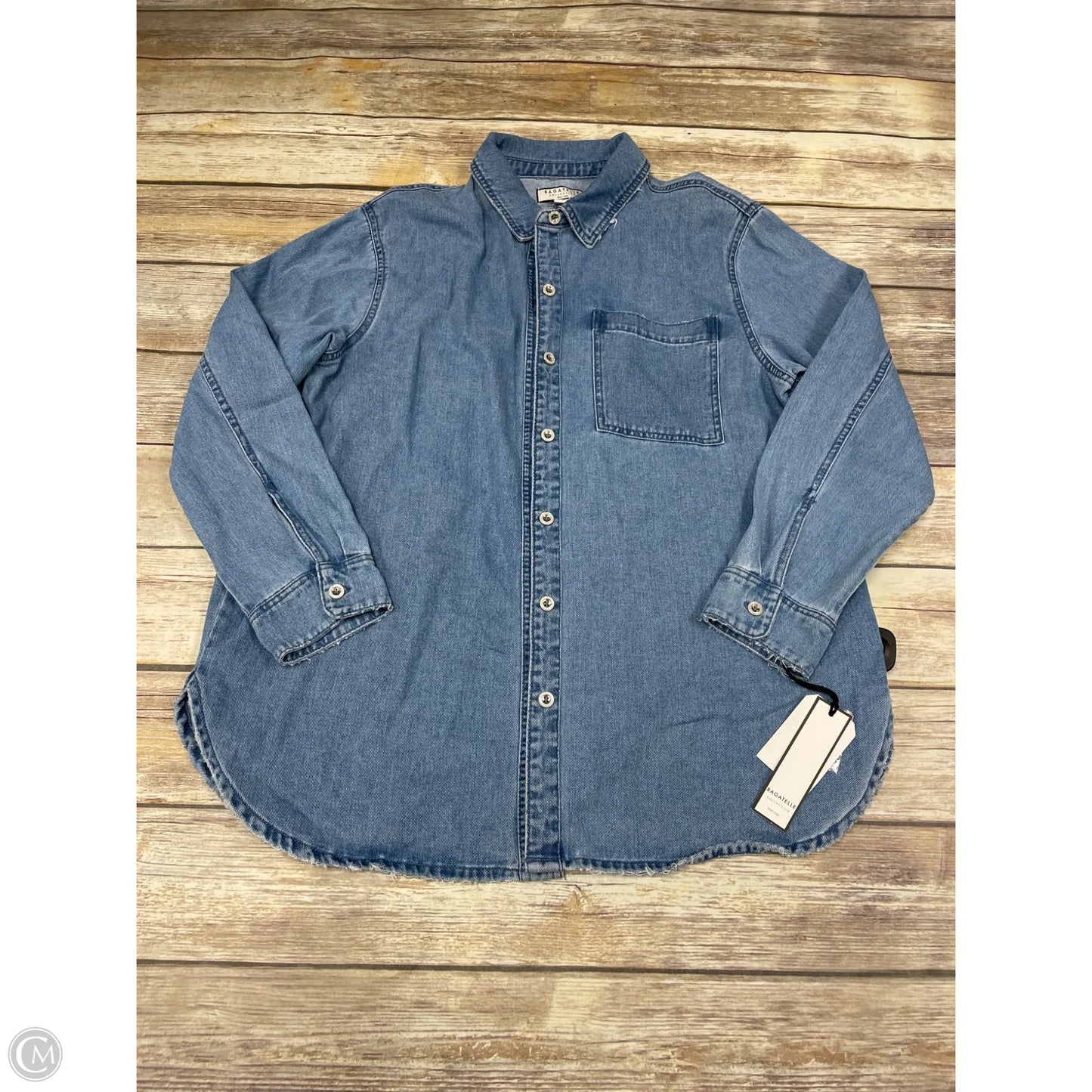 Top Long Sleeve By Bagatelle In Blue Denim, Size: L