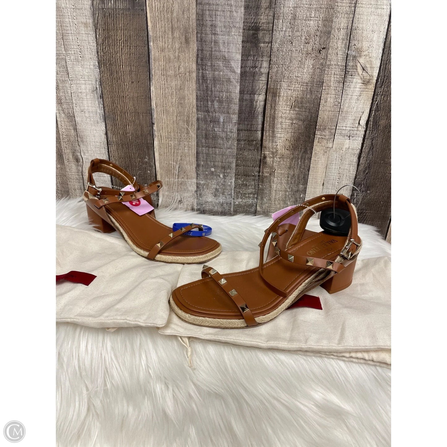 Sandals Luxury Designer By Valentino-garavani In Brown, Size: 9