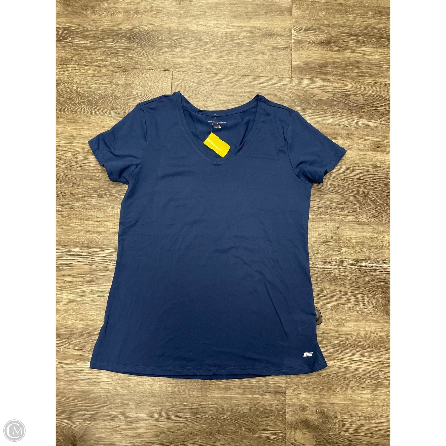 Top Short Sleeve By Amazon Essentials In Blue, Size: M