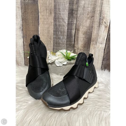 Shoes Sneakers By Sorel In Black, Size: 6.5