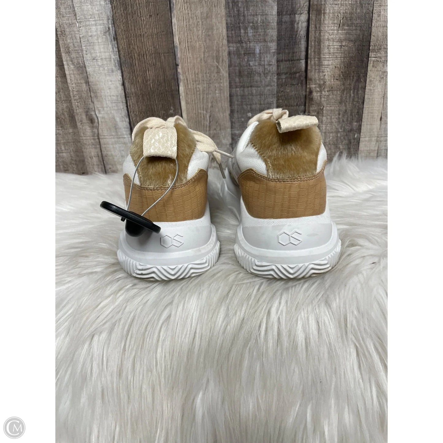 Shoes Sneakers By Oasis Society In White, Size: 8