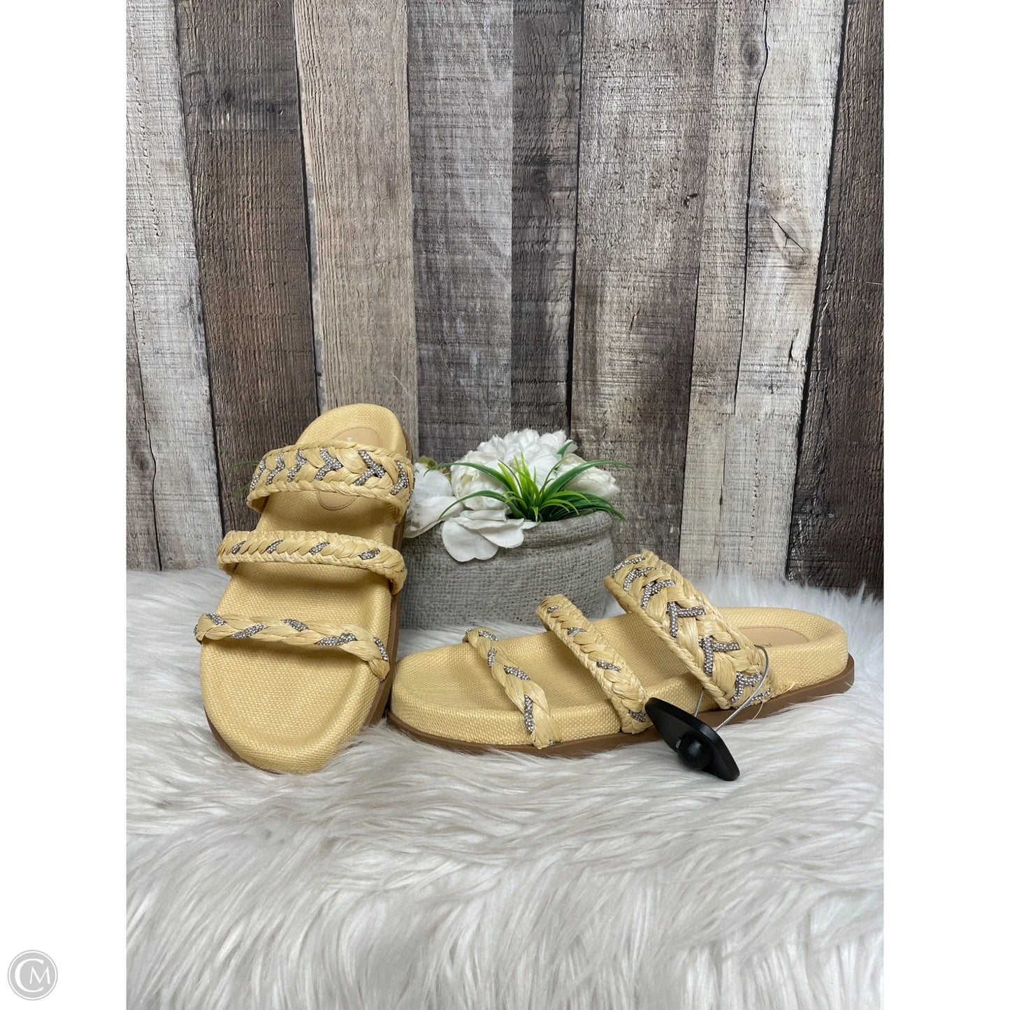 Sandals Flats By Cme In Yellow, Size: 8.5