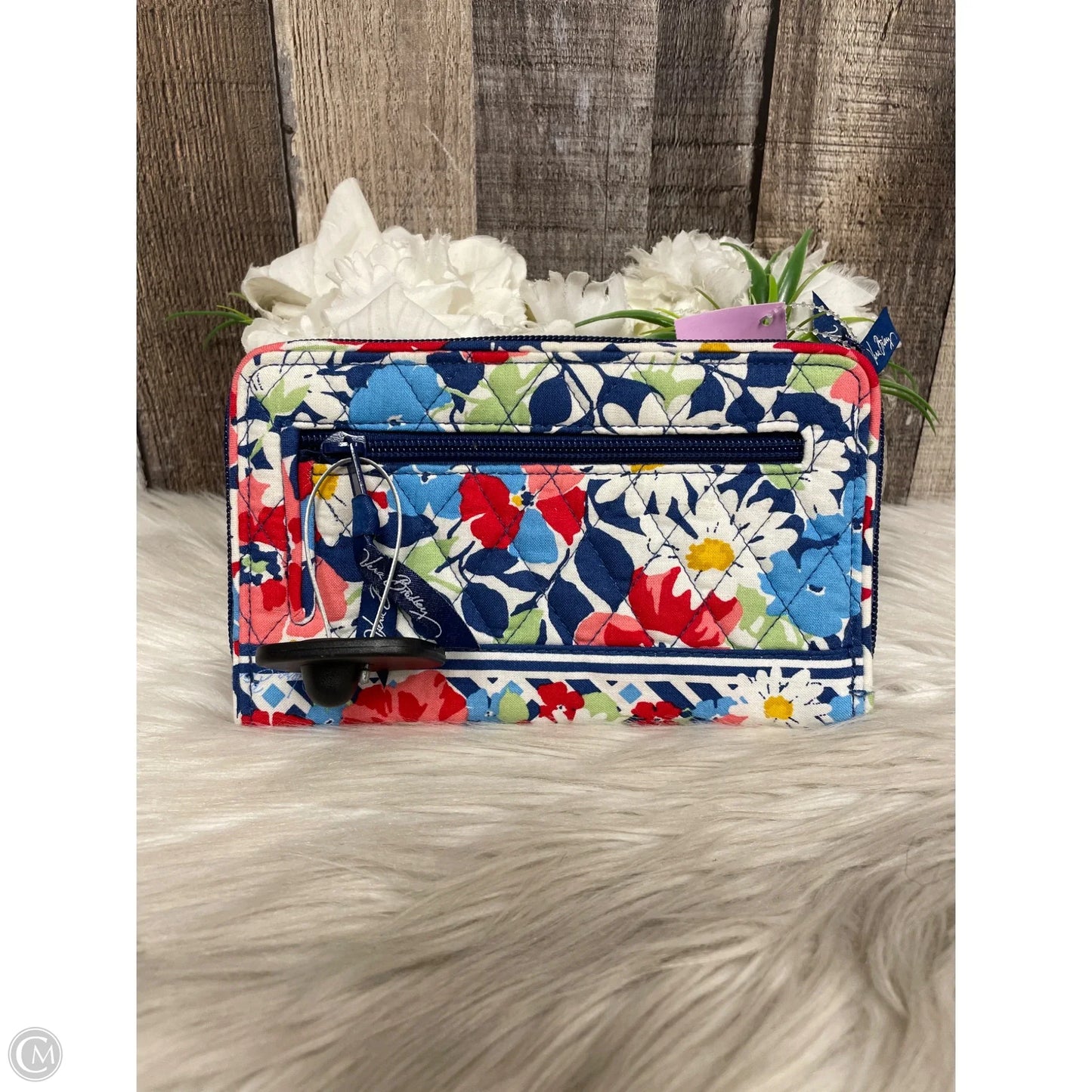 Wallet By Vera Bradley, Size: Small