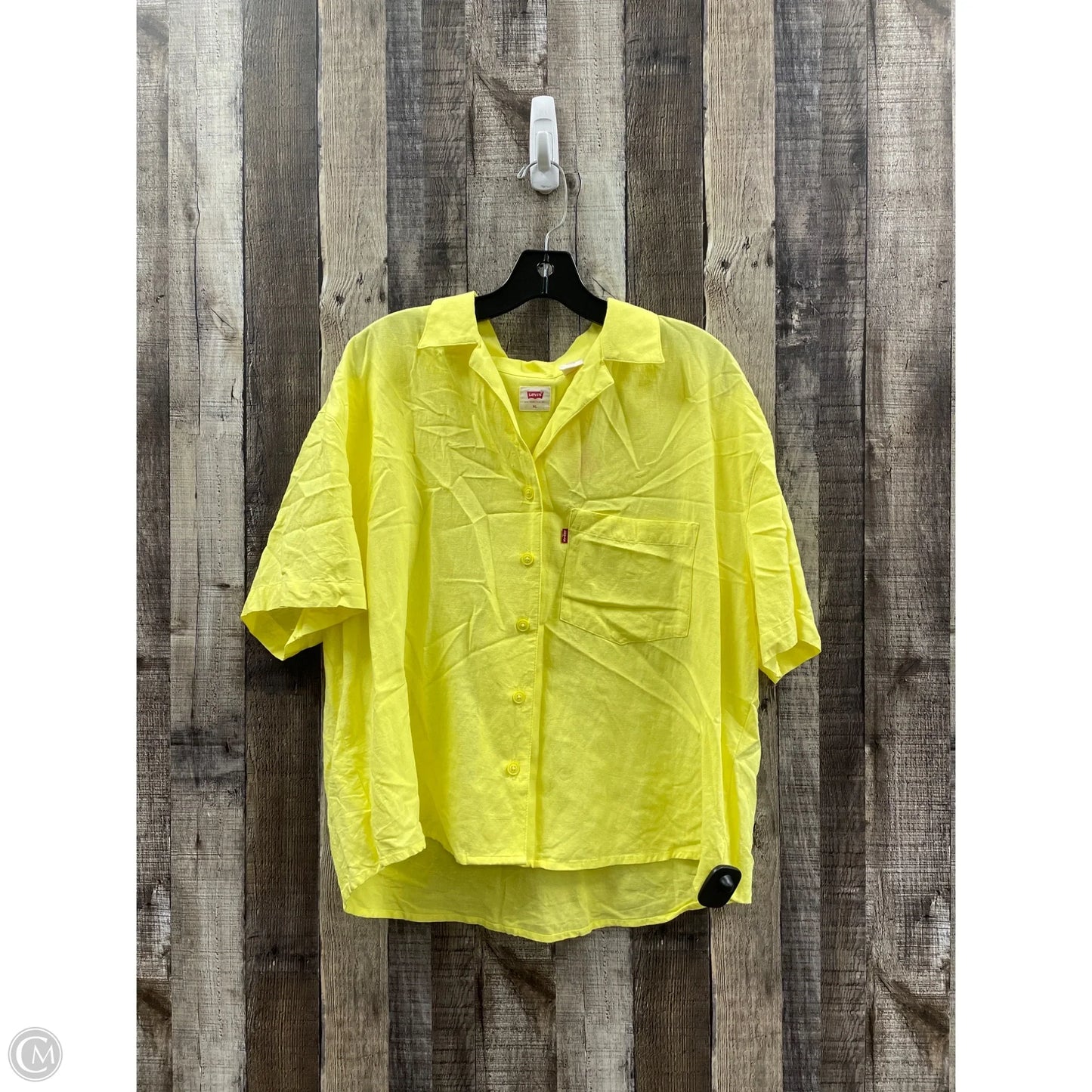 Top Short Sleeve By Levis In Yellow, Size: Xl