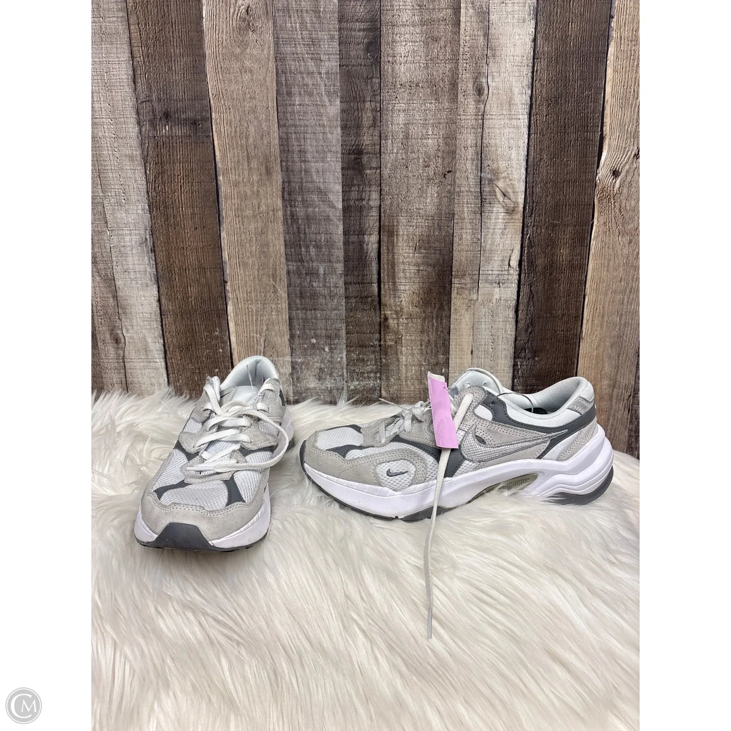 Shoes Athletic By Nike In White, Size: 8.5