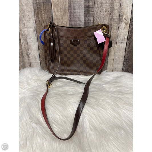 Crossbody Luxury Designer By Louis Vuitton, Size: Medium