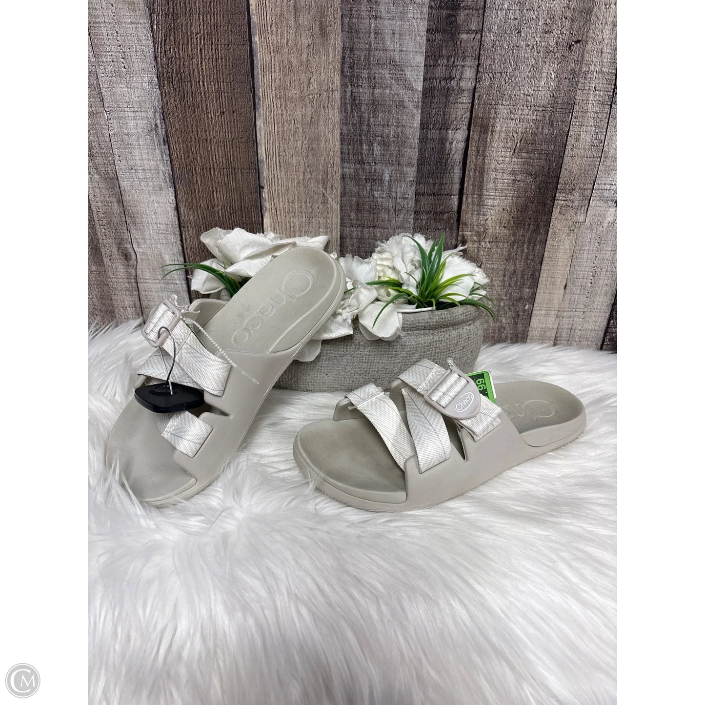 Sandals Flats By Chacos In Beige, Size: 7