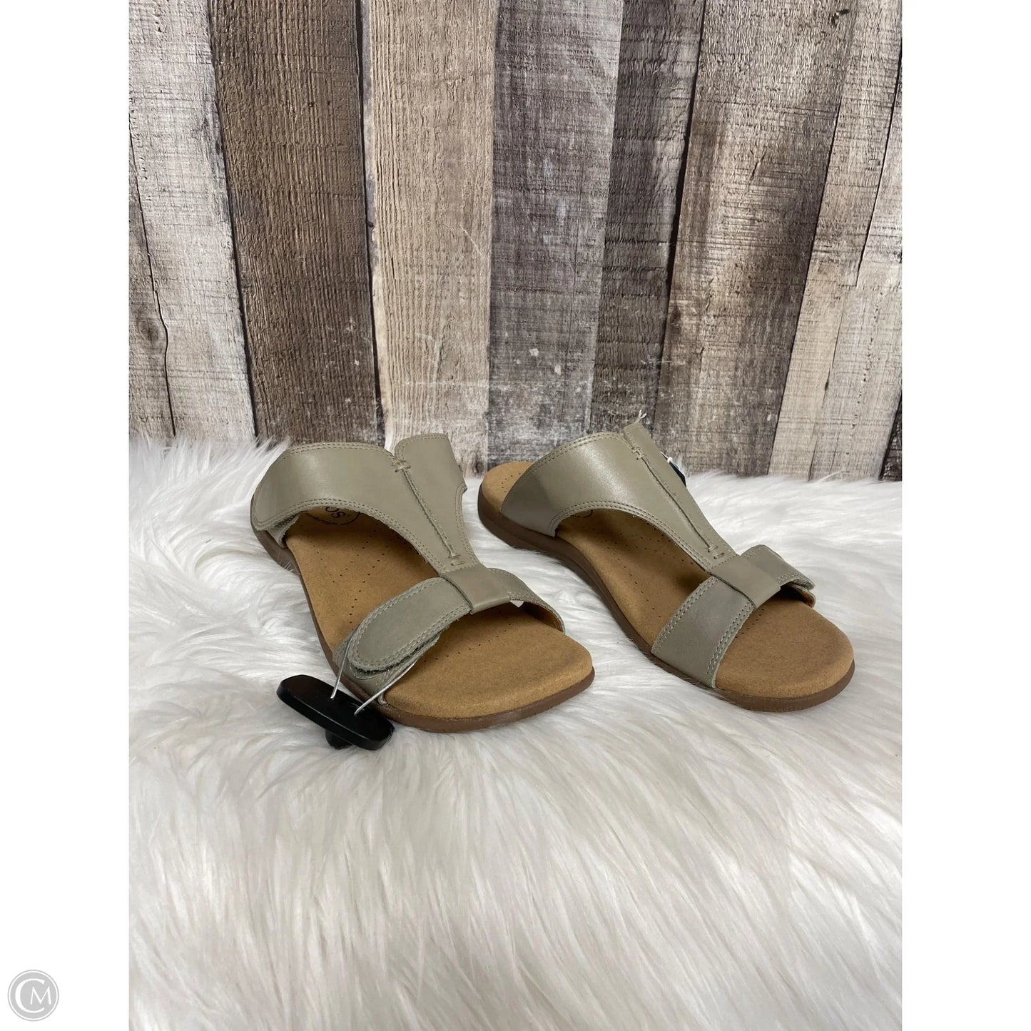 Sandals Flats By Taos In Taupe, Size: 7
