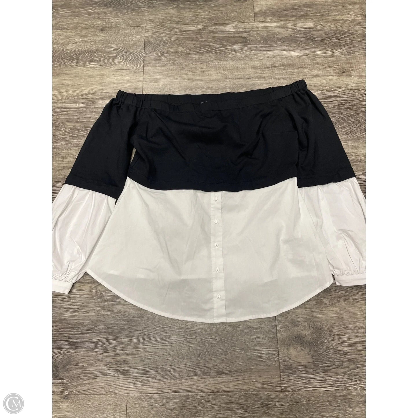 Top Long Sleeve By Venus In Black & White, Size: L