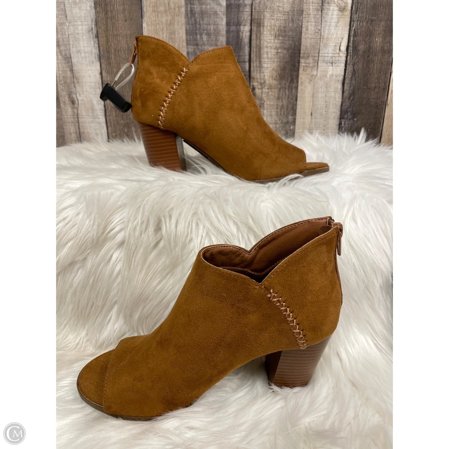 Boots Ankle Heels By Refresh In Brown, Size: 8