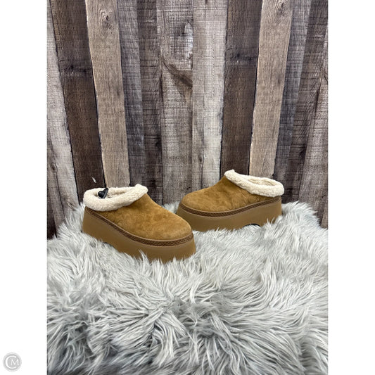 Shoes Designer By Coach In Tan, Size: 9