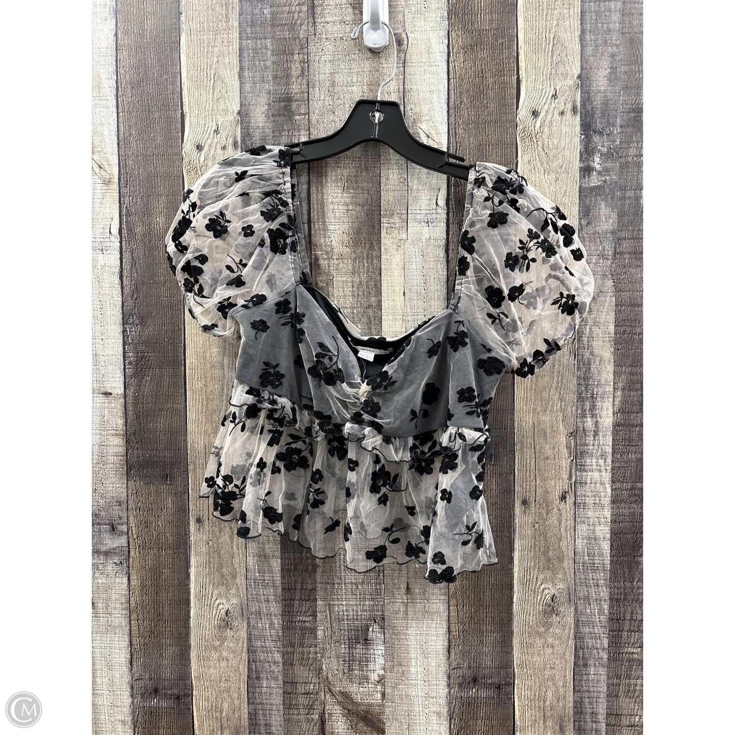 Top Short Sleeve By Kimichi Blue In Floral Print, Size: L