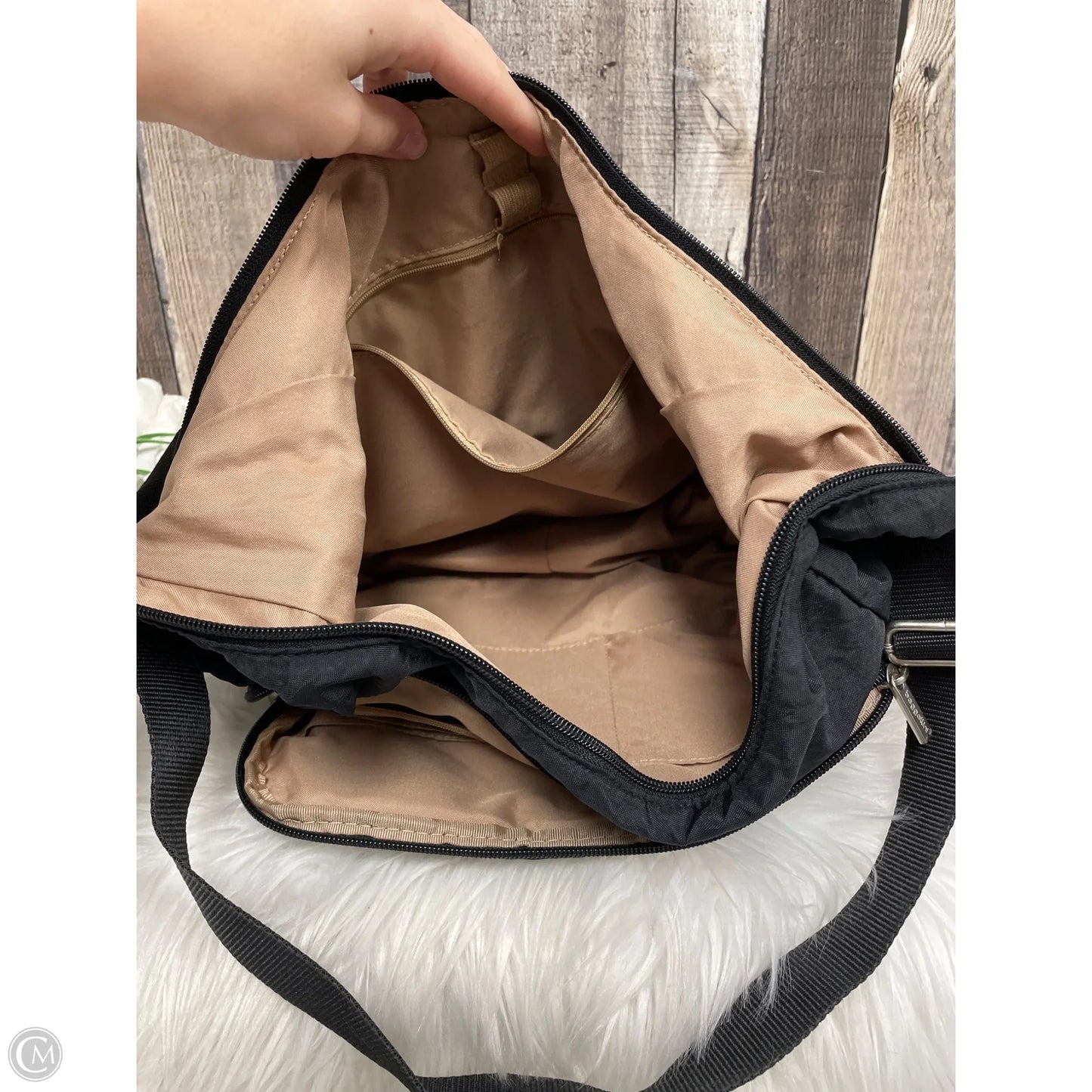 Crossbody By Baggallini, Size: Medium