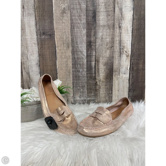 Shoes Flats By Born In Peach, Size: 9