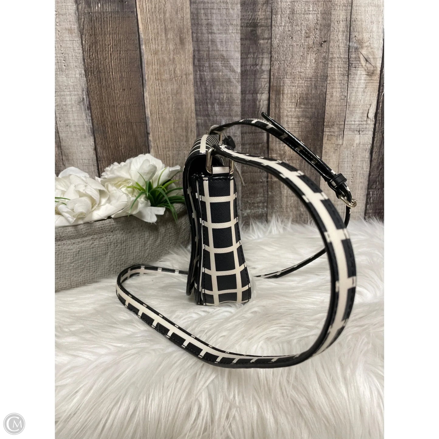 Crossbody Designer By Kate Spade, Size: Medium