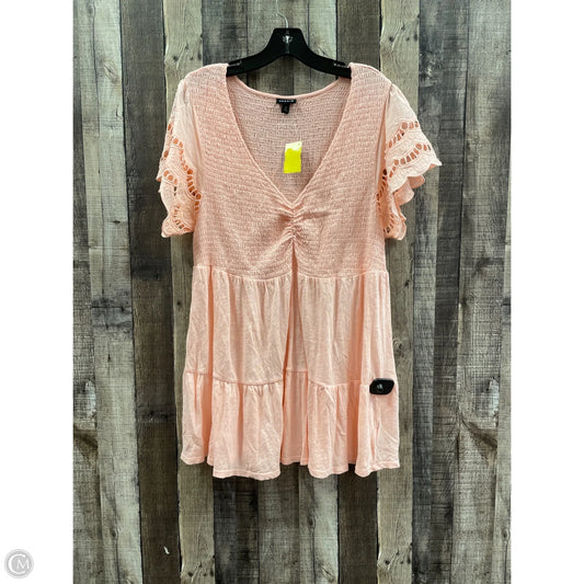 Top Short Sleeve By Torrid In Peach, Size: 2x