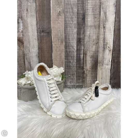 Shoes Designer By Stuart Weitzman In Ivory, Size: 8.5