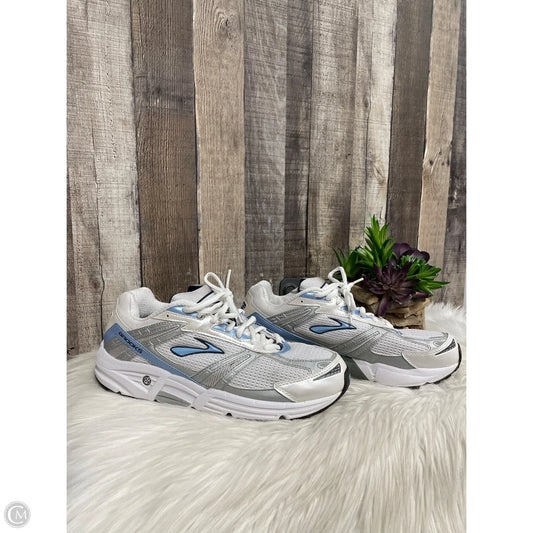 Shoes Athletic By Brooks In Grey & White, Size: 9