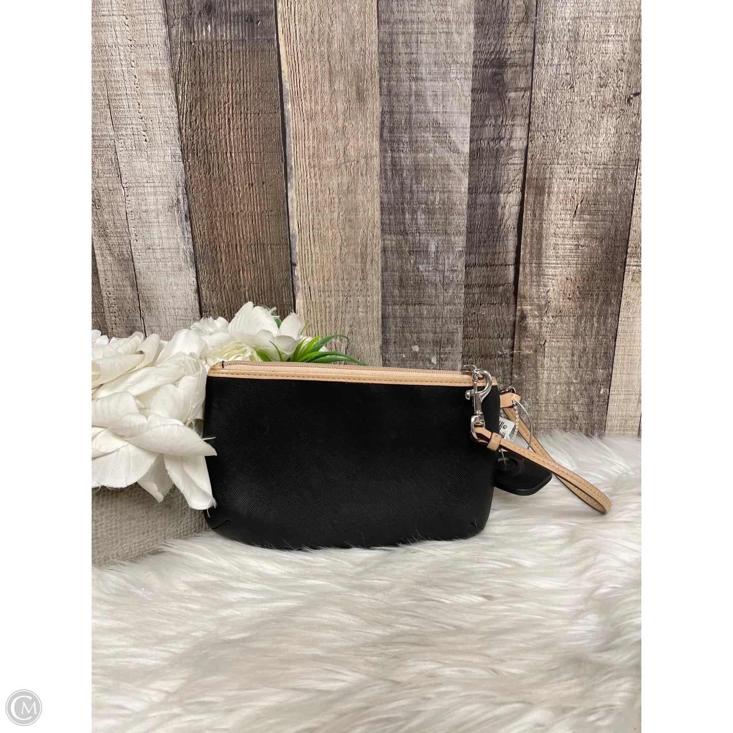 Wristlet Designer By Coach, Size: Medium