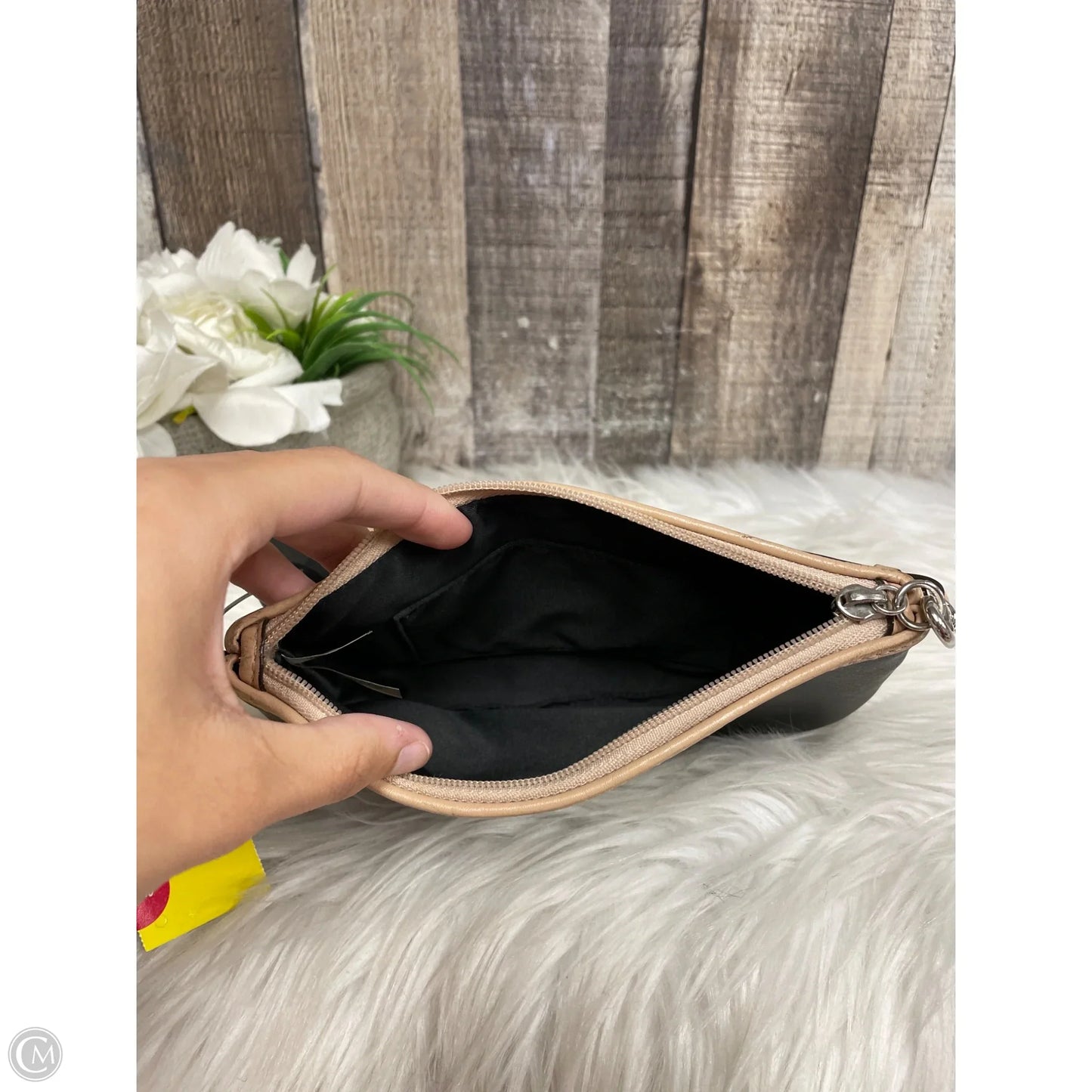 Wristlet Designer By Coach, Size: Medium