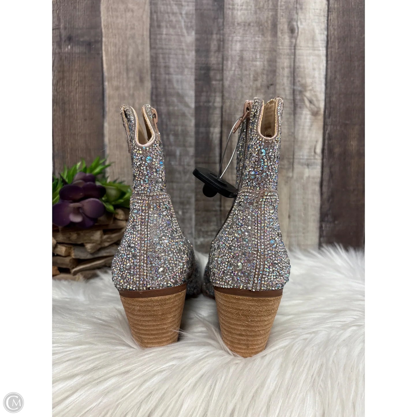 Boots Western By Betseys Boutique Shop In Silver, Size: 6.5