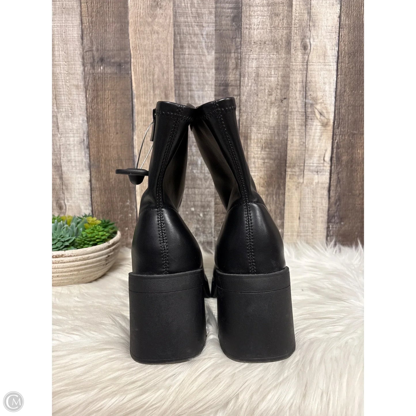 Boots Mid-calf Heels By Torrid In Black, Size: 8