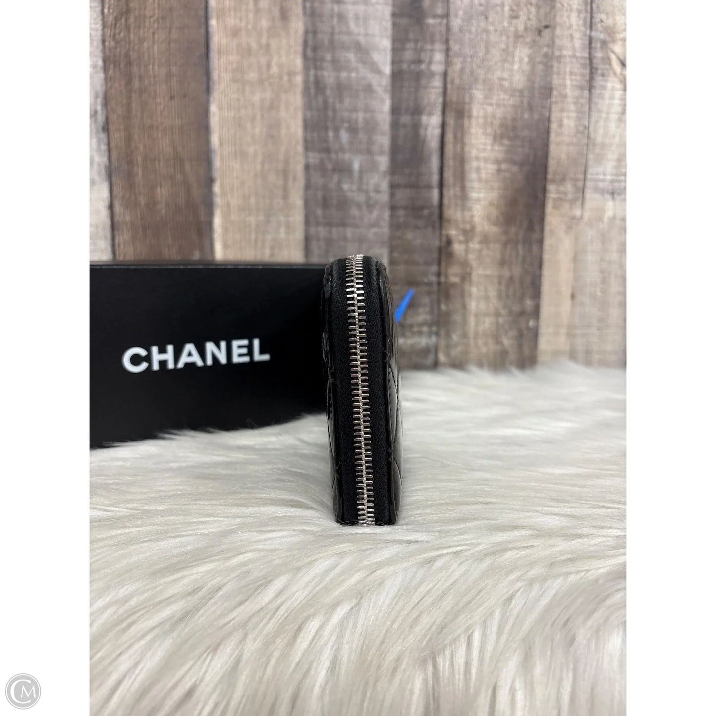 Wallet Luxury Designer By Chanel, Size: Large