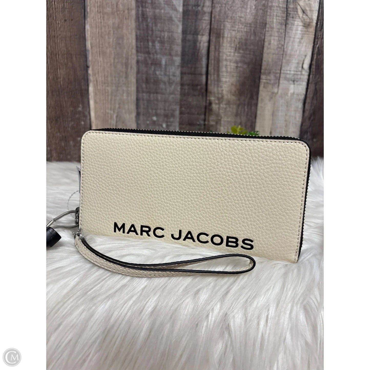 Wristlet Luxury Designer By Marc Jacobs, Size: Large