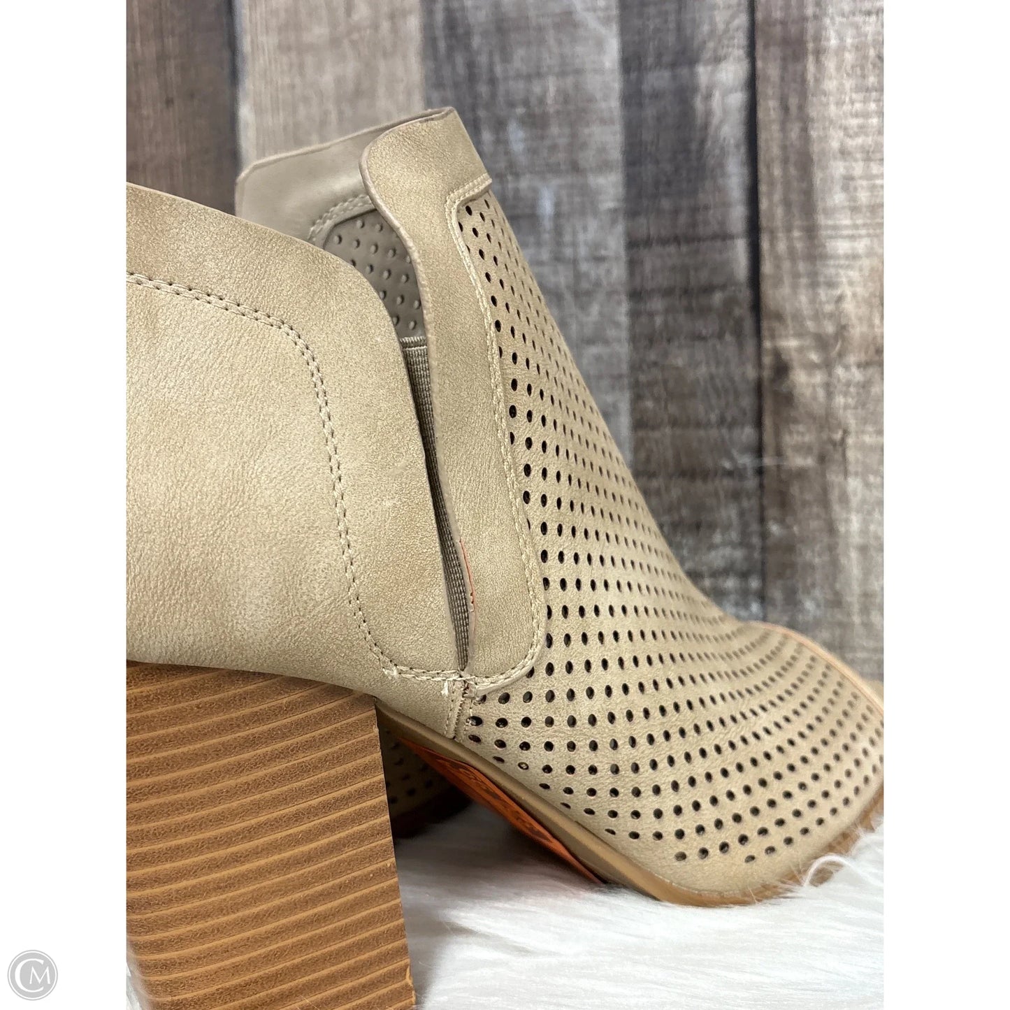 Boots Ankle Heels By Qupid In Tan, Size: 10