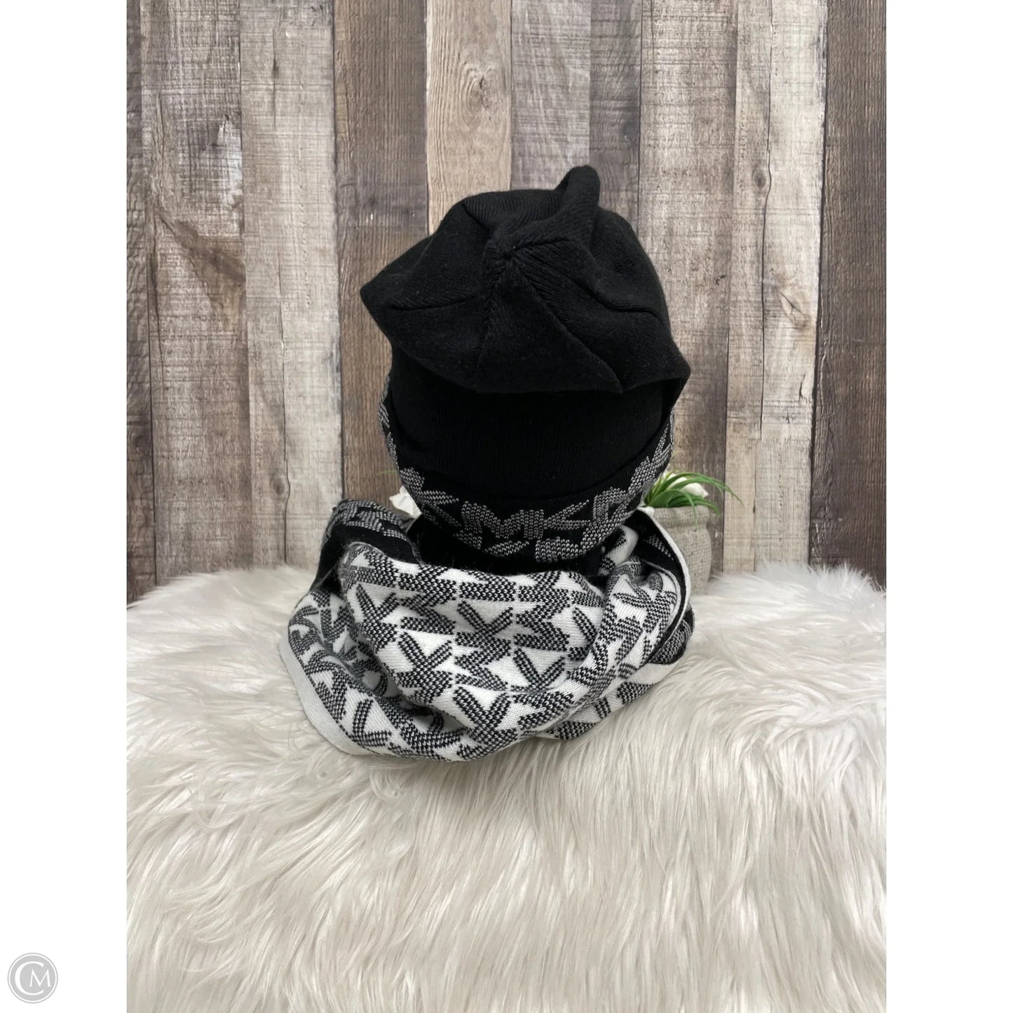 Scarf Designer By Michael Kors