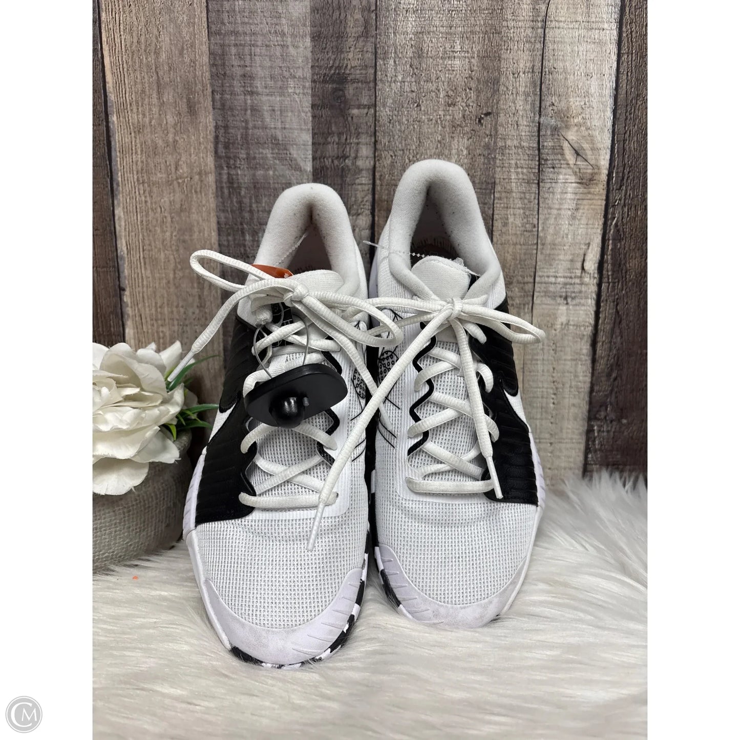 Shoes Athletic By Nike In Black & White, Size: 9