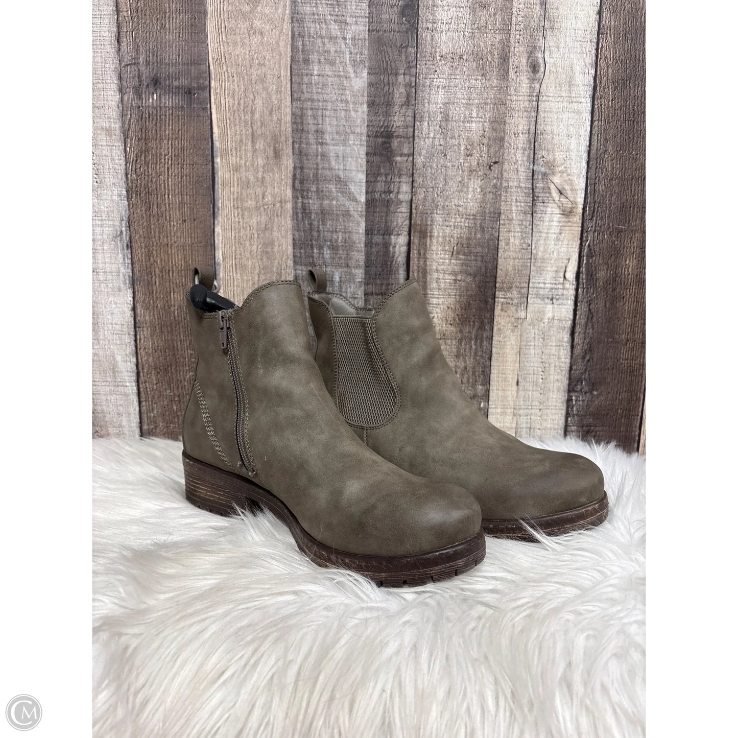 Boots Ankle Heels By Crown Vintage In Taupe, Size: 9