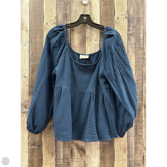 Top Long Sleeve By Universal Thread In Blue, Size: S