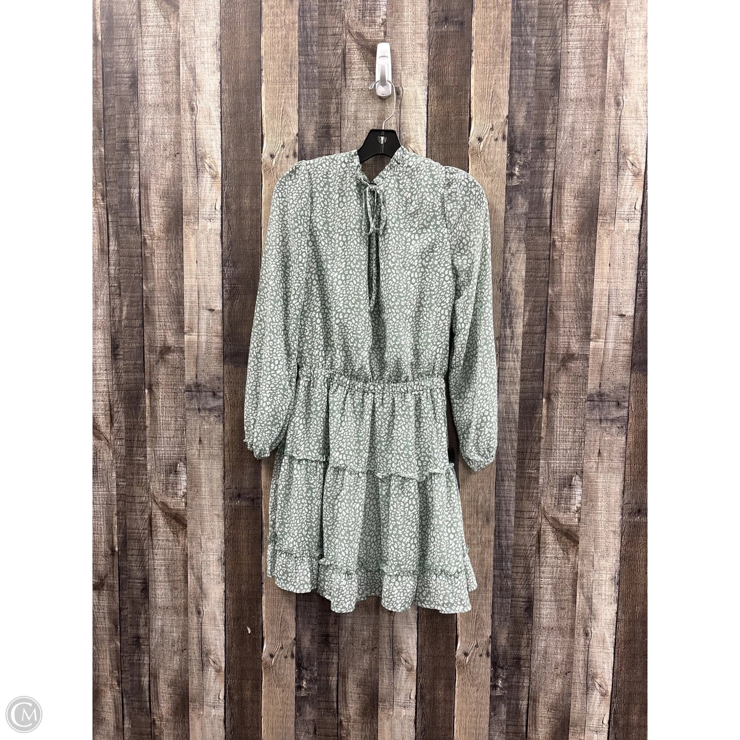 Dress Casual Short By Btfbm In Green & White, Size: S