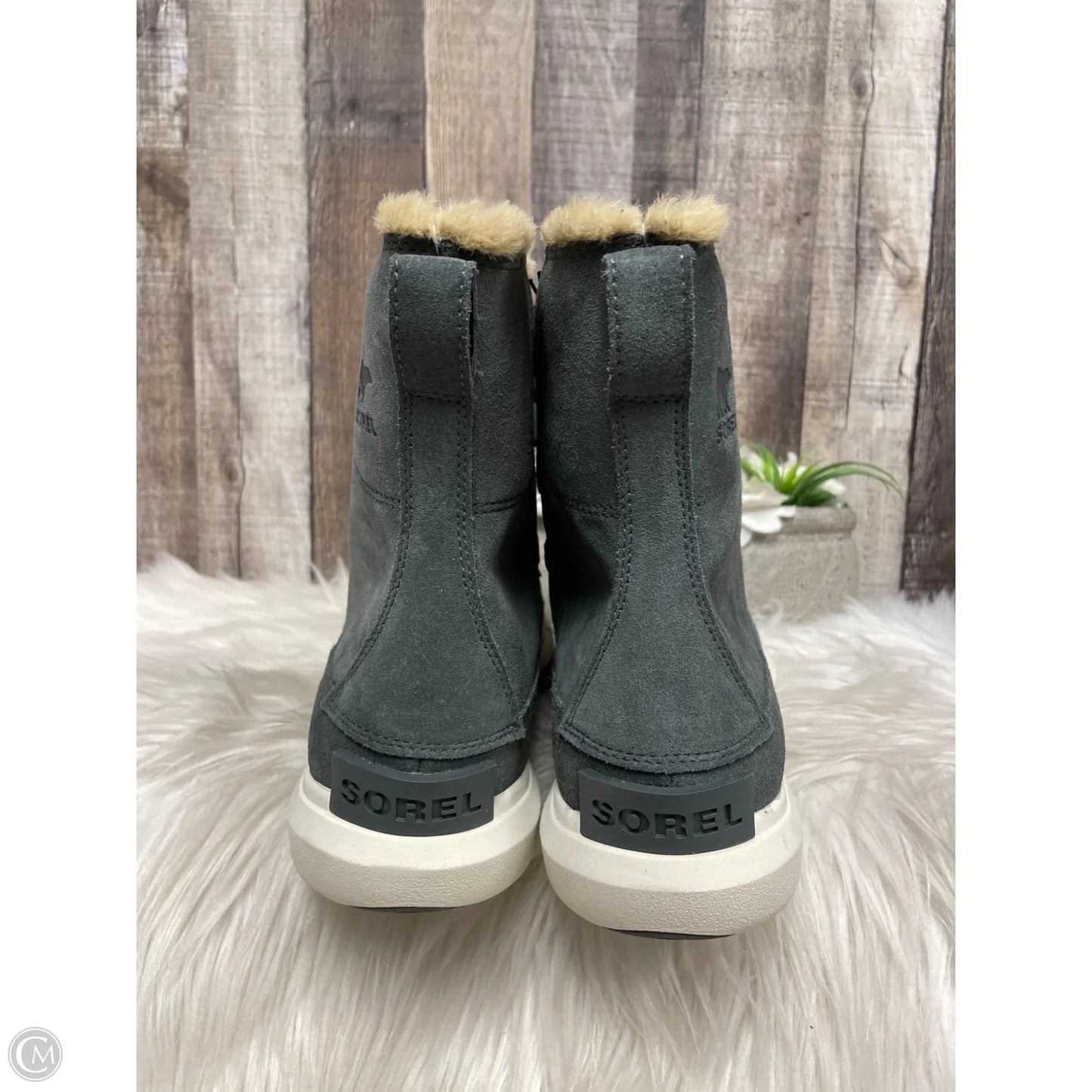 Boots Ankle Flats By Sorel In Grey, Size: 10