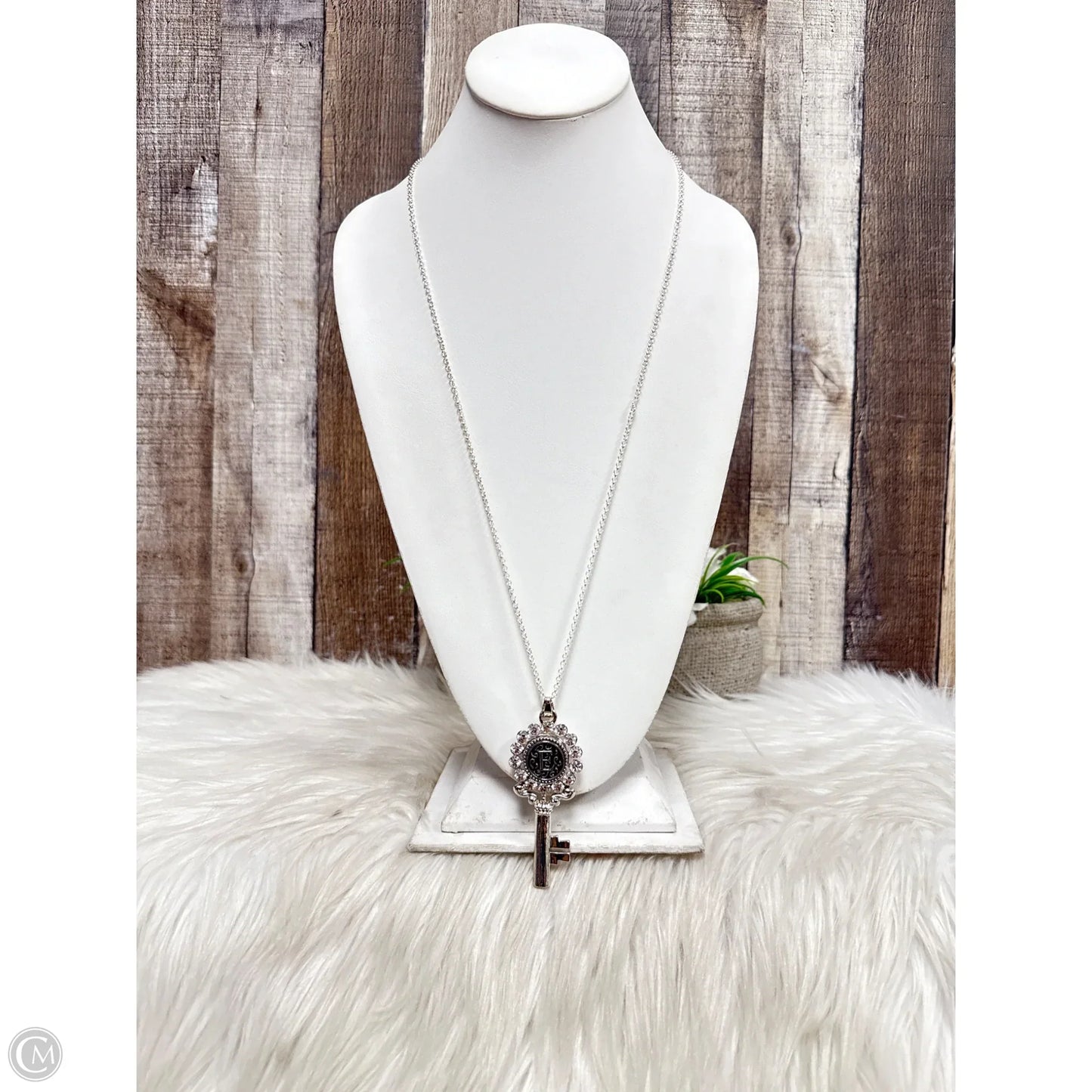 Necklace Chain By Cmf, Size: 7