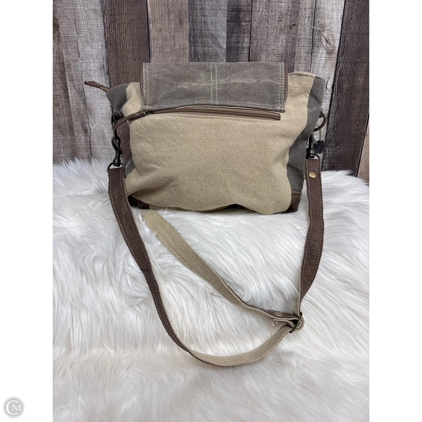Crossbody By Myra, Size: Medium