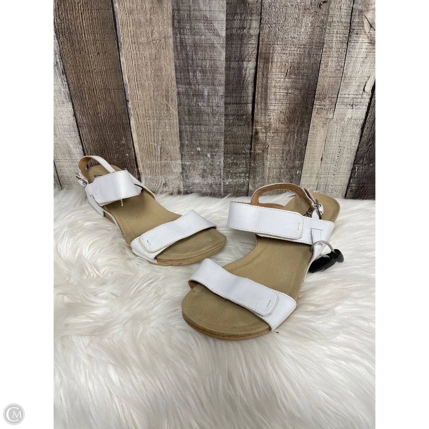 Sandals Heels Wedge By Clarks In White, Size: 11