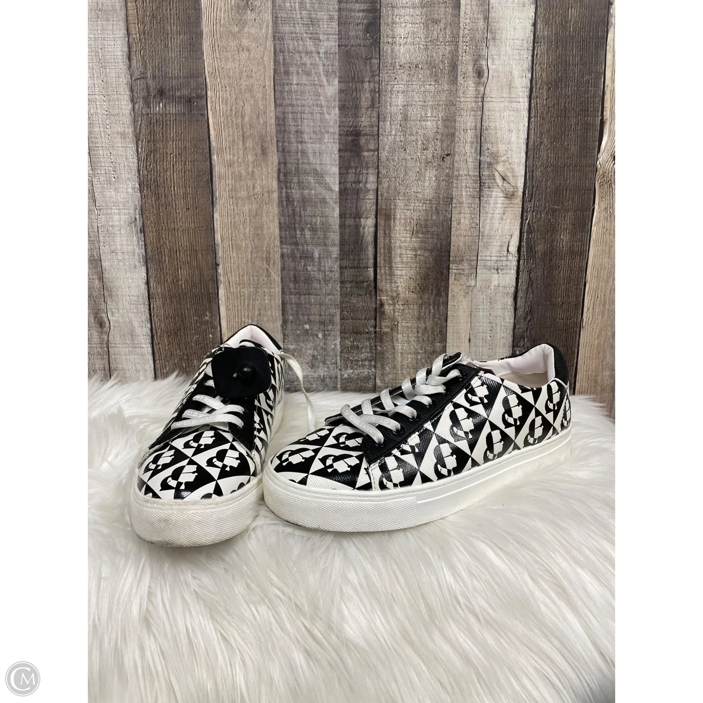 Shoes Designer By Karl Lagerfeld In Black & White, Size: 10