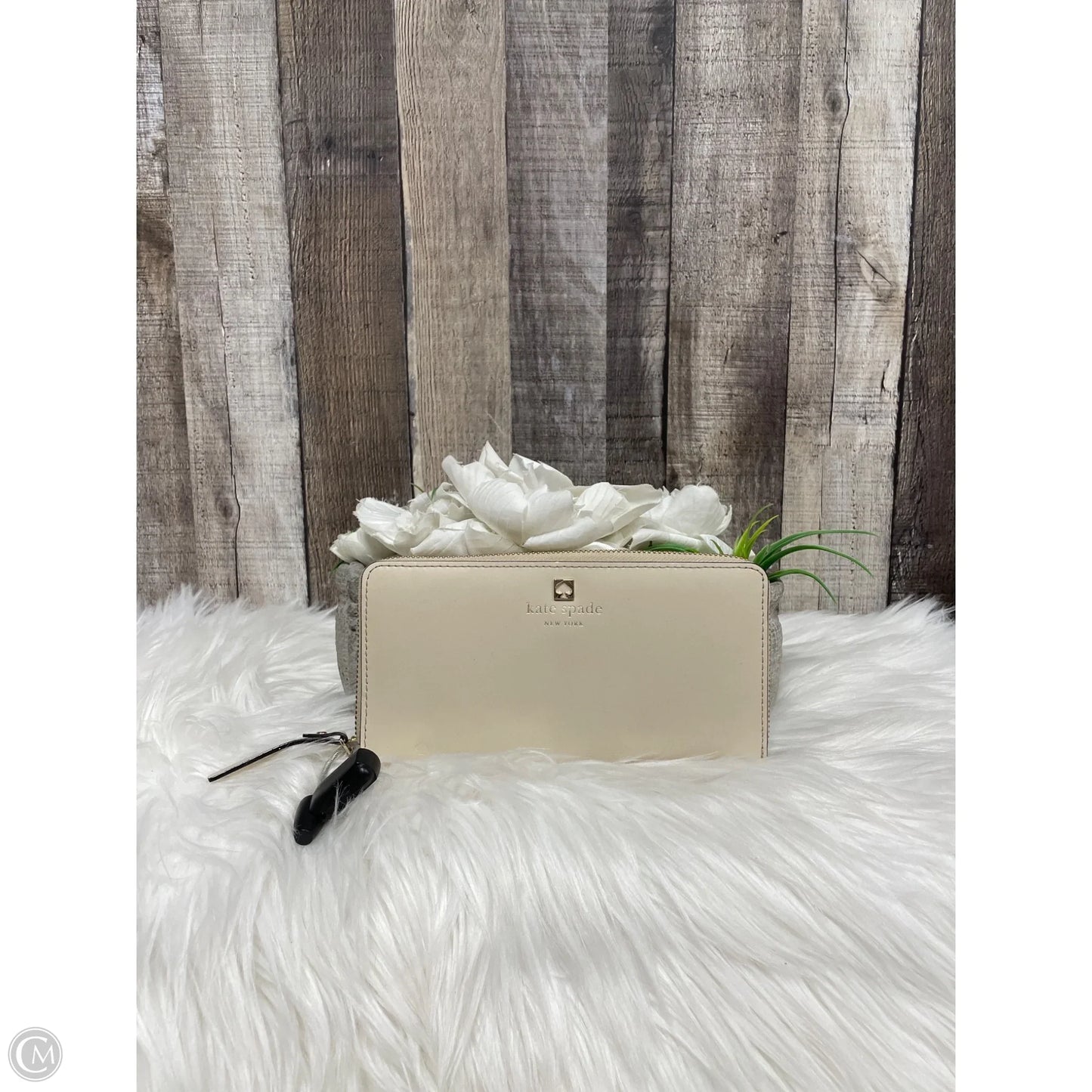 Wallet Designer By Kate Spade, Size: Large