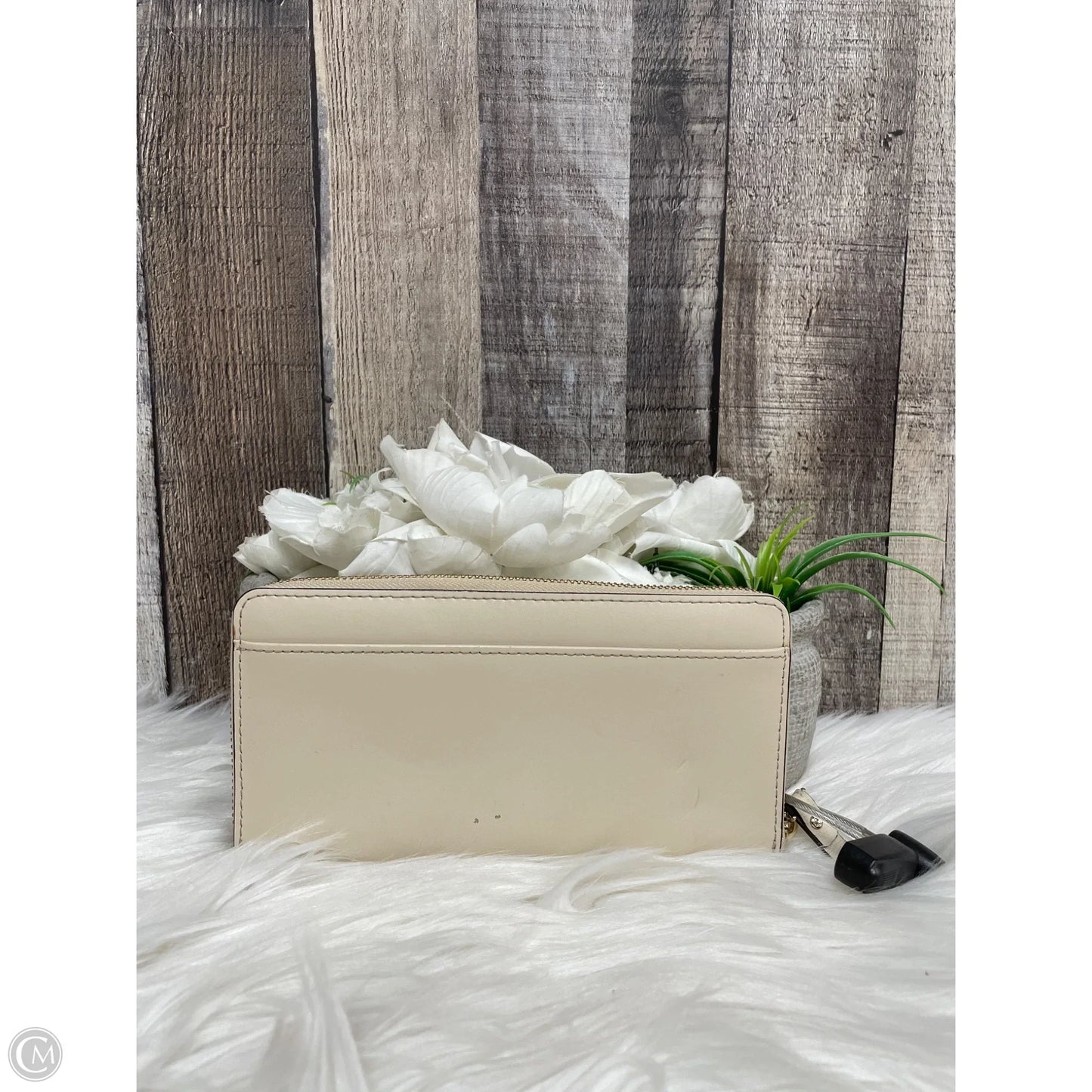 Wallet Designer By Kate Spade, Size: Large