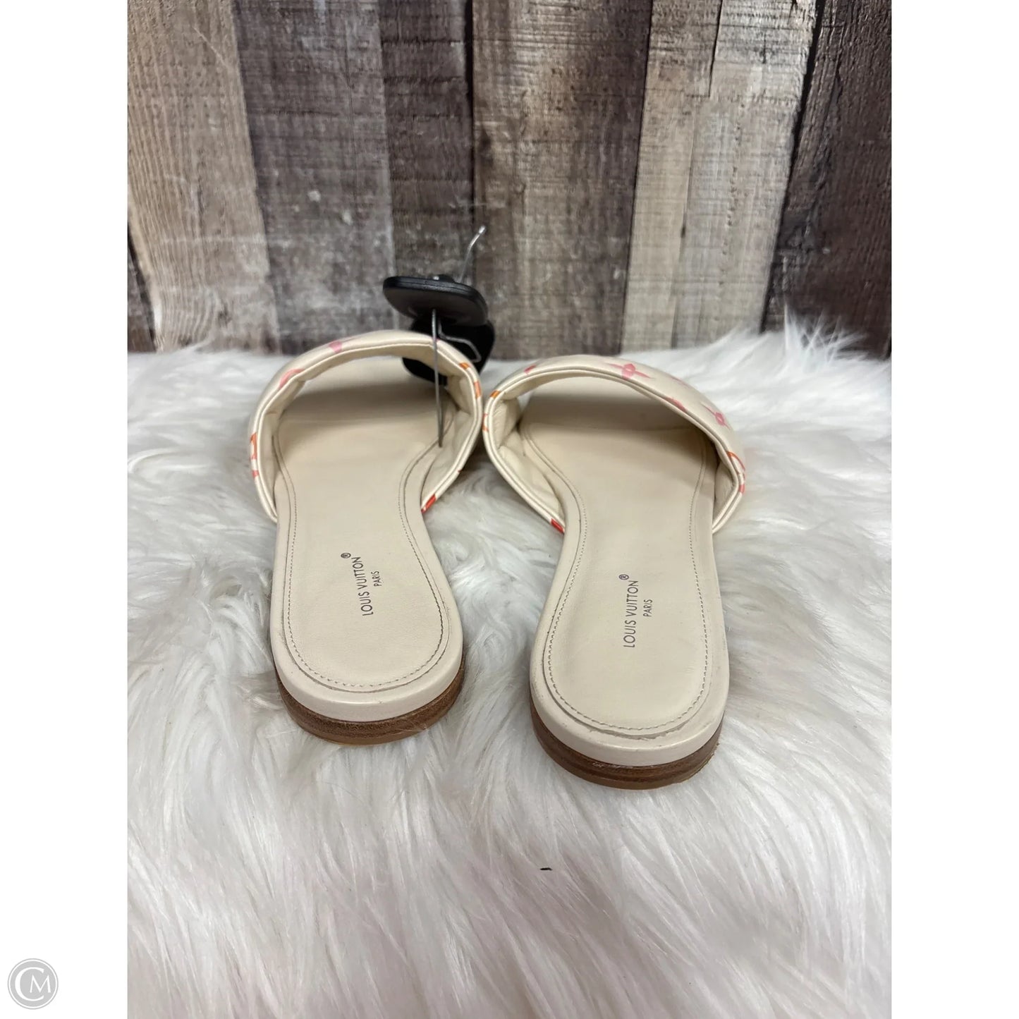 Sandals Luxury Designer By Louis Vuitton In Cream & Pink, Size: 9
