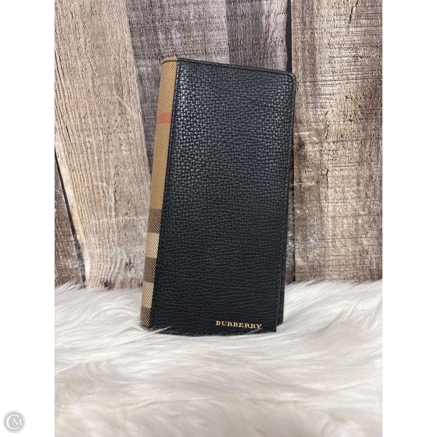 Wallet Luxury Designer By Burberry, Size: Medium