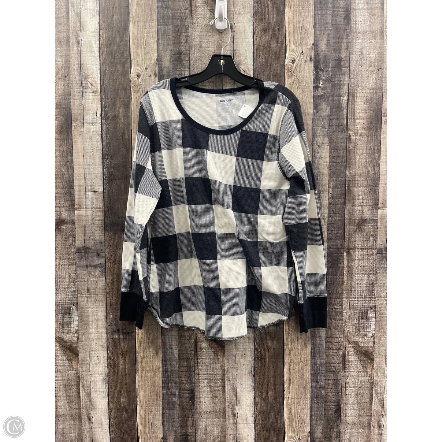 Top Long Sleeve By Old Navy In Black & White, Size: Xl