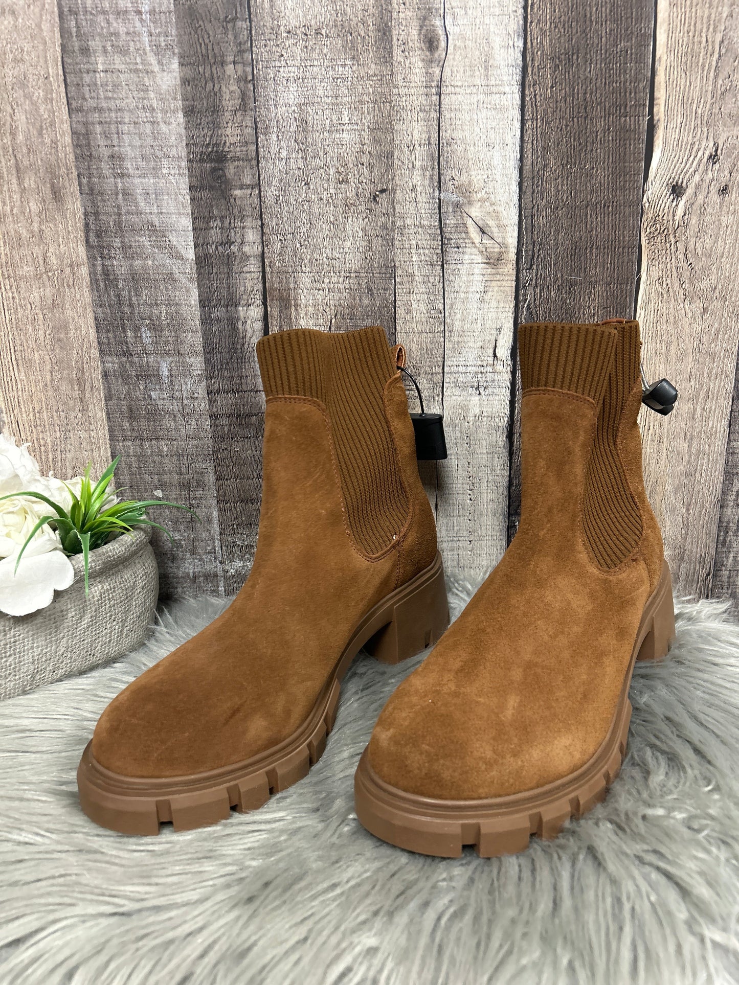 Boots Ankle Heels By Steve Madden In Brown, Size: 9.5