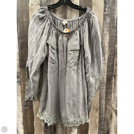 Tunic Long Sleeve By Pol In Grey, Size: S