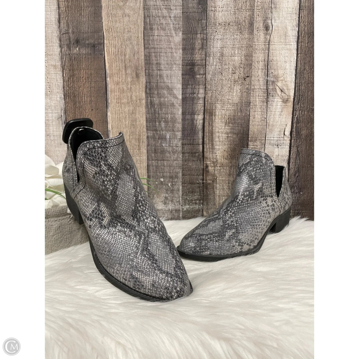 Boots Ankle Heels By Volatile In Grey, Size: 7.5