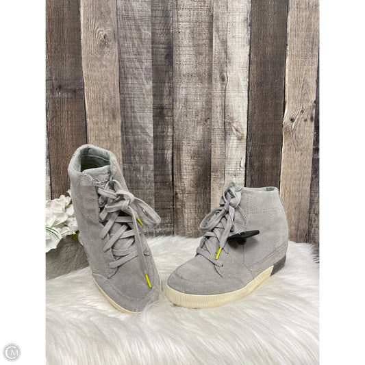 Boots Ankle Heels By Sorel In Grey, Size: 8